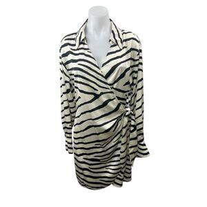H&M Women's White Black Silky Satin Zebra Print Long Sleeve Mini Wrap Dress Sz M